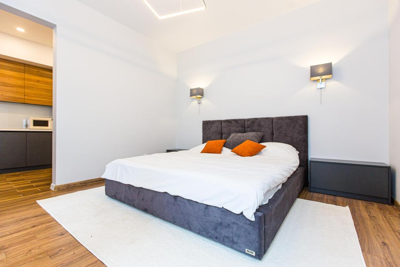 3 Vodna Apartment Lviv Eksteriør billede
