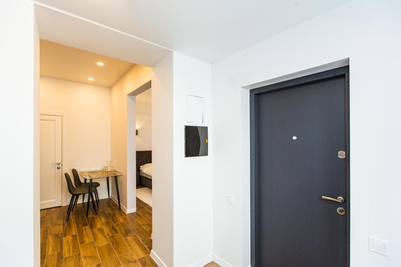 3 Vodna Apartment Lviv Eksteriør billede
