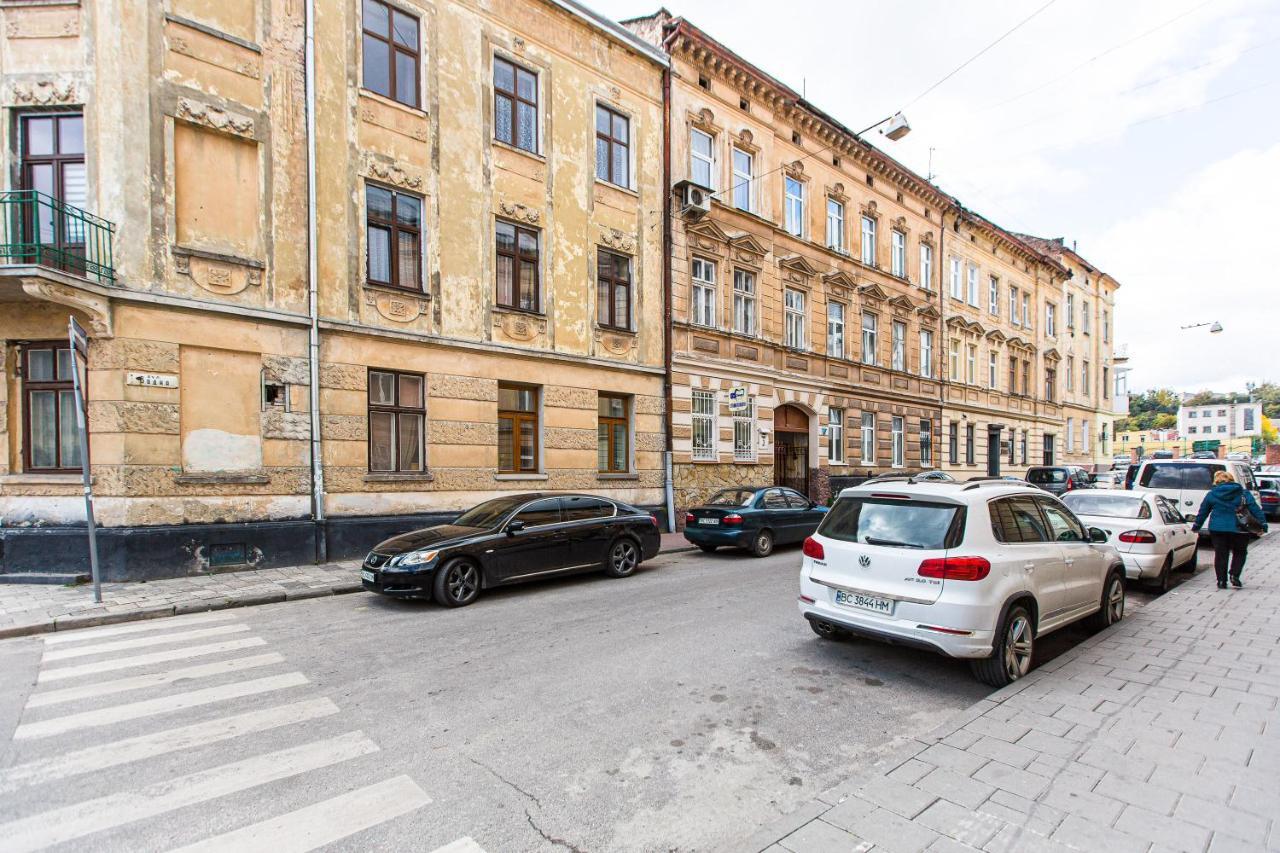 3 Vodna Apartment Lviv Eksteriør billede