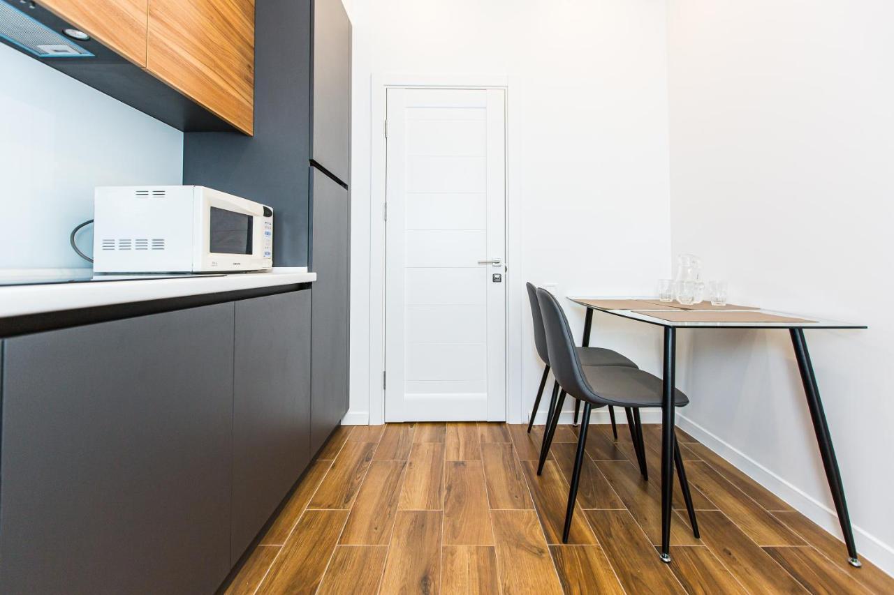 3 Vodna Apartment Lviv Eksteriør billede