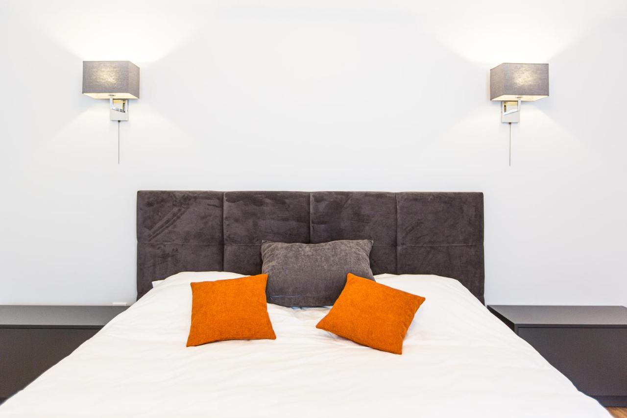 3 Vodna Apartment Lviv Eksteriør billede