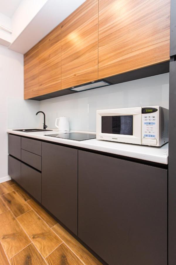 3 Vodna Apartment Lviv Eksteriør billede